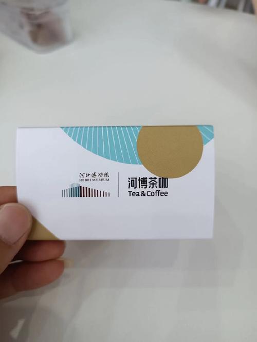 记者看到,这些文创雪糕的外包装上印有生产日期,厂家等等各种信息